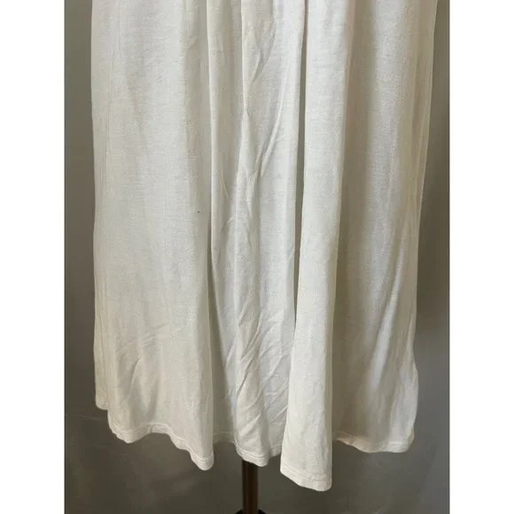 Bellatrix Cream Embroidered Wooden Beaded Scallop Design Neckline Tank Top - Picture 3 of 10